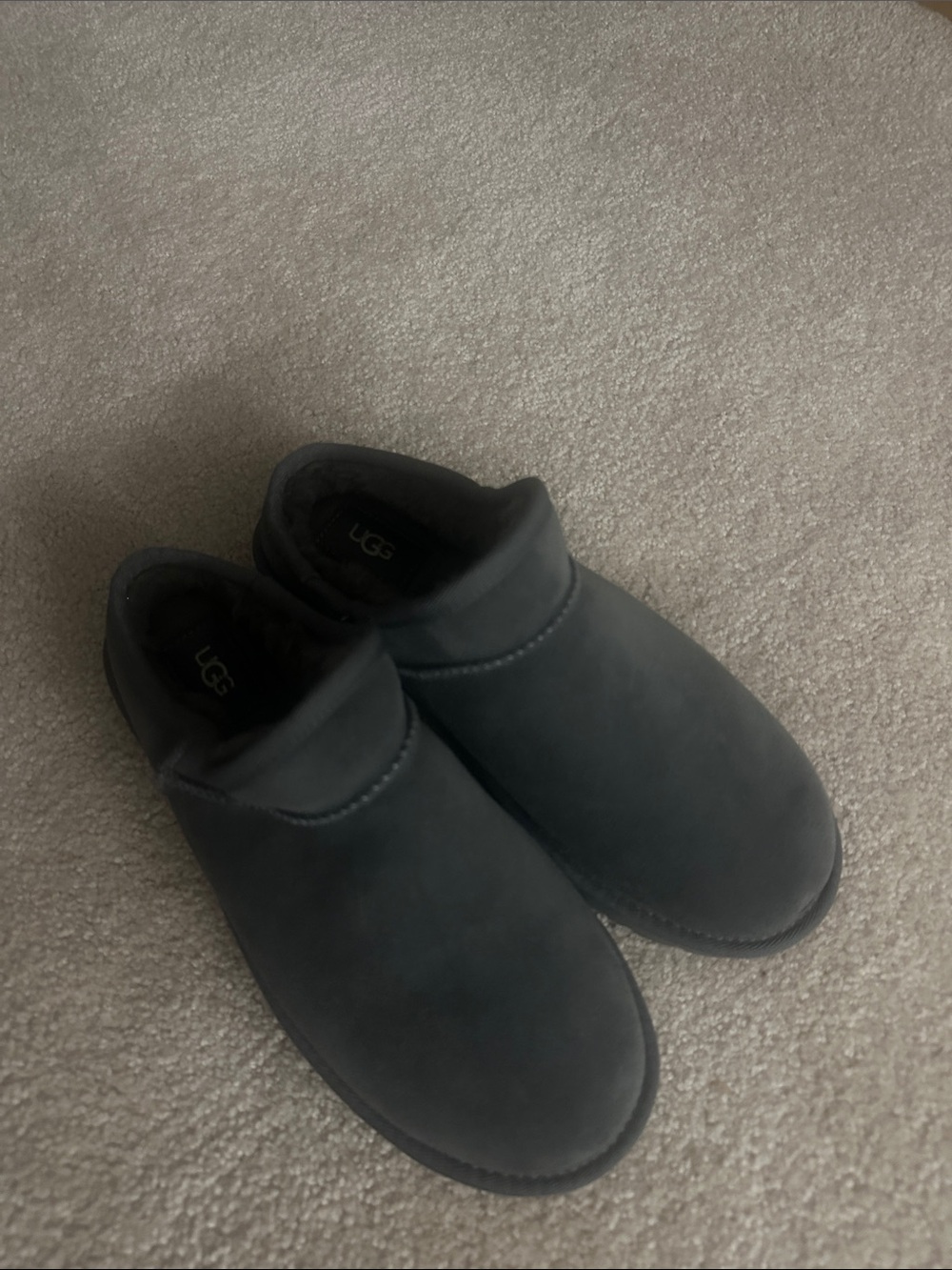 Ugg Slipper